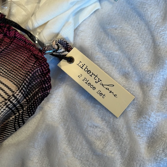 Junior Two Piece Dress - Picture 9 of 11